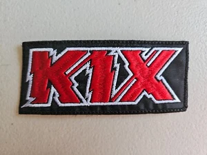 KIX, COSER EN PARCHE BORDADO ROJO Y BLANCO - Imagen 1 de 1