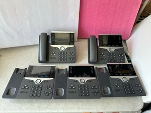 CISCO CP-8851-K9 VOIP BUSINESS PHONE LOT OF 5 PHONES FOR PARTS And Missing Part - Picture 1 of 11
