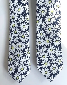 Crewcuts J Crew Boys Cotton Tie daisy flowers Navy Yellow 42" 52" preppy - Picture 1 of 4