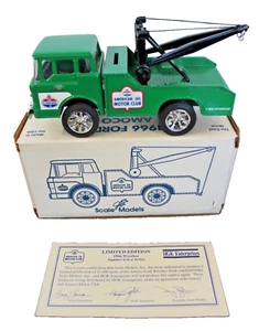 ERTL 1966 FORD AMOCO WRECKER COIN BANK - Picture 1 of 4
