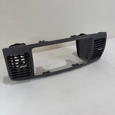 Toyota Corolla 2003-2008 tablero central radio bisel ventilación aire acondicionado OEM 55406-02080 Foto 1 de 4