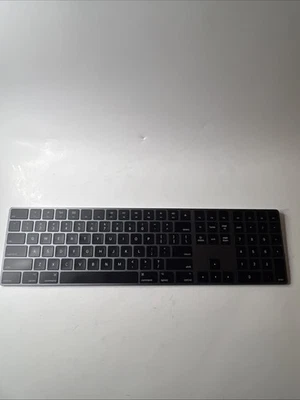 Apple A1843 Wireless Bluetooth Magic Keyboard With Numeric Keypad BLACK - Image 1 of 4