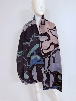 "Chal de organza Christian Lacroix vintage azul malva negro seda Francia 30"" x 80""" Foto 1 de 4