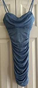 SMARAGD EISBECHER KLEID XXS KURZ BLAU TAILLIERT GLITZER EINMAL GETRAGEN - Bild 1 von 7