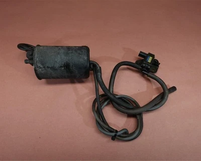 Honda Interceptor 800 VFR800 2003-2009 EVAP bote de emisiones de carbón Foto 1 de 4