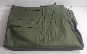 2 Men's Green Cargo Pants Military Work Uniform USA 31/35 x 32.5 Med Long - Picture 1 of 8