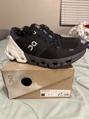 On Cloudflyer 4 Women’s Athletic Running Shoes - Black/White - Size: 7 - Image 1 of 4