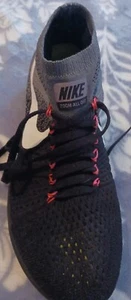  Nike Zoom Sneaker - Bild 1 von 5