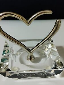 Vintage PANDORA Crystal & Silver HEART Ring Bracelet Holder GREAT condition.