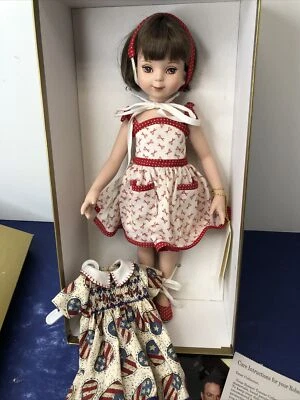 Boneca de porcelana 14” Tonner Betsy McCall 51/250 morena em vestido de verão na caixa #o - Imagem 1 de 4