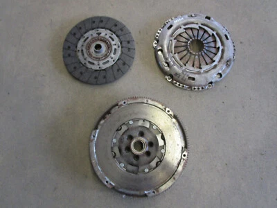 LUK Schwungscheibe Audi A3 8L TT 8N VW Golf 4 1.8T Schwungrad Kupplung - Bild 1 von 4