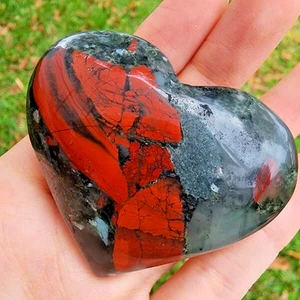 Natural African Bloodstone Heart Palm Stone Healing Crystal Rock Specimen Decor - Picture 1 of 3