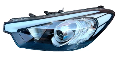 OEM 04/13-02/16 KIA CERATO YD, KOUP/COUPE, LEFT HEADLIGHT/ HEADLAMP, HALOGEN - image 1 of 3
