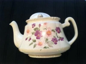 PRICE POTTERIES KENSINGTON TEAPOT MADE IN ENGLAND GOLD TRIMMED FLOWERS PANSIES - Picture 1 of 1