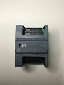 Gebrauchtes SIEMENS 6ES7 223-1BL32-0XB0 SM1223 SPS-Modul - Bild 1 von 1