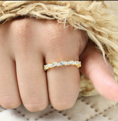 Aquamarin Diamant Ehering Gelbgold über Sterlingsilber Ringgröße 7 - Bild 1 von 3