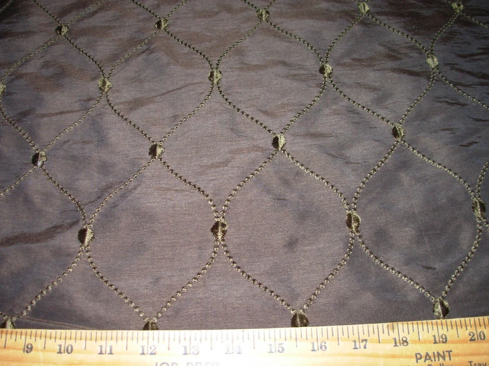 TELA DE TAPICERÍA CORTINAS BORDADAS ENREJADO DE SEDA SINTÉTICA FABRICUT 7 YARDAS POR MENOS Foto 1 de 3