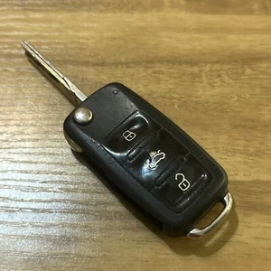 2012-2013 VW GOLF - VW KEY / Keyfob 5K0837202AE - Picture 1 of 3