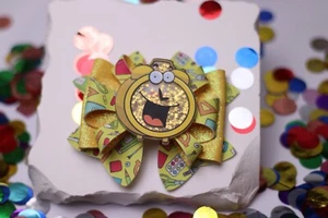 BTS School Clock Boutique Handmade Stacked Hairbow Hair Bow Shaker Center - Picture 1 of 3