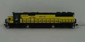 N Scale Locomotive - Chicago & North Western SD-60 #8010 - Atlas DCC Ready - Picture 1 of 8