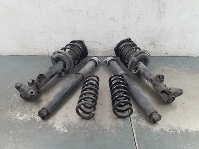 Mercedes Benz AMG C 2010 63 puntales amortiguadores muelles helicoidales #8001 Q6 Foto 1 de 4