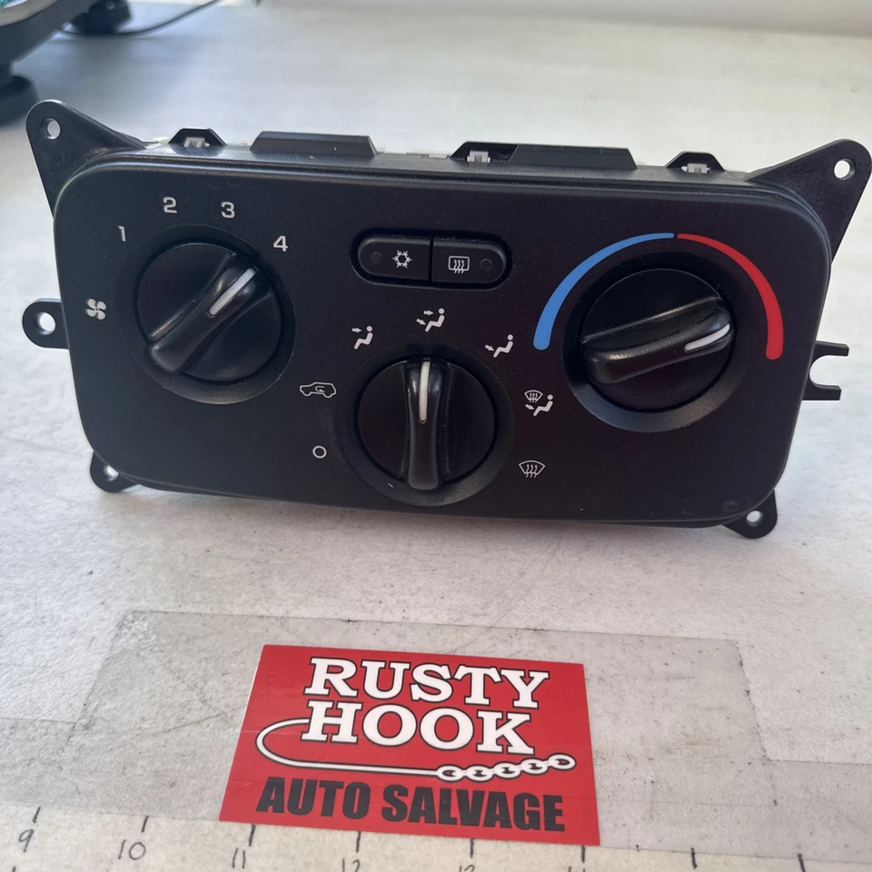 2005 JEEP LIBERTY AC HEATER TEMPERATURE CONTROL SWITCH OEM P55037533AG Foto 1 de 4