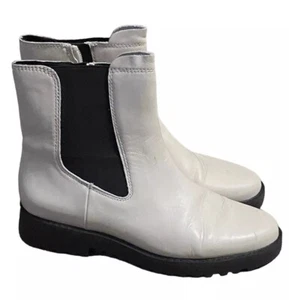 Franco Sarto White Chelsea Boots Shoes Women 8 Carian Combat Black Side Zip Lug - Picture 1 of 13