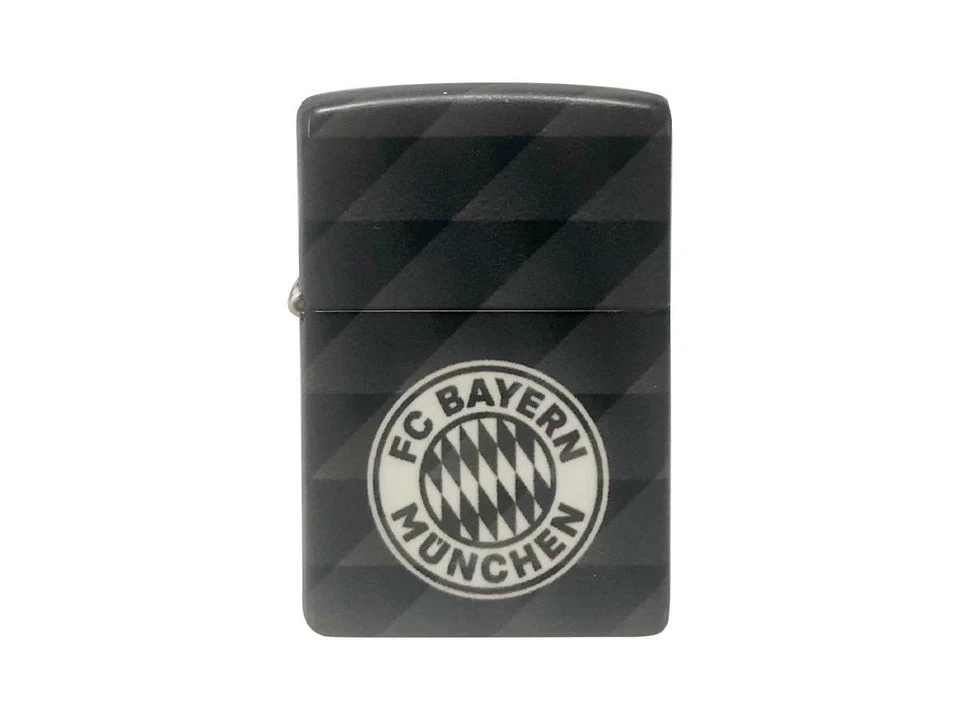 Zippo FC Bayern Mia San Mia München Schwarz Matt Benzinfeuerzeug Fanartikel