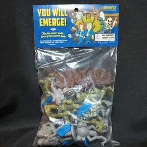 Fallout 76 You Will Emerge! Nanoforce 24 Kunststoff Figuren Set - Bild 1 von 3