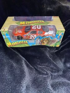 Nascar Tony Stewart Diecast 1/24 scale Madagascar #20 Car - Picture 1 of 7