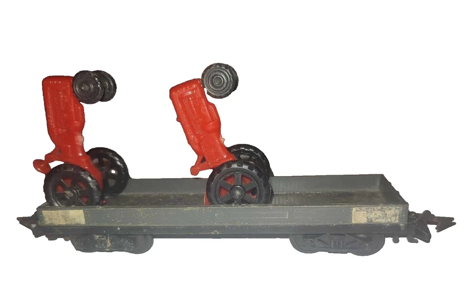 JOUEF - Wagon porte tracteurs - HO pour circuits de trains HO - tracteurs collé. - Photo 1/1