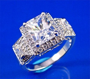 STERLING SILVER PRINCESS CUT & BAGUETTE CZ 3 STONE RING, SZ-7 - Picture 1 of 5