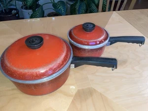 4 Pc Vintage Club Aluminum Poppy Red Cookware 1.5 & 3 Quart Sauce Pans with Lids - Picture 1 of 9