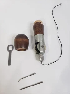 C.A. Myers Co. Famoso punzón de costura con puntada de bloqueo "The Awl for All" USA TOOL - Imagen 1 de 6