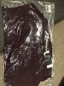 Burton V Neck Mens Jumper Small Burgundy - Picture 1 of 2