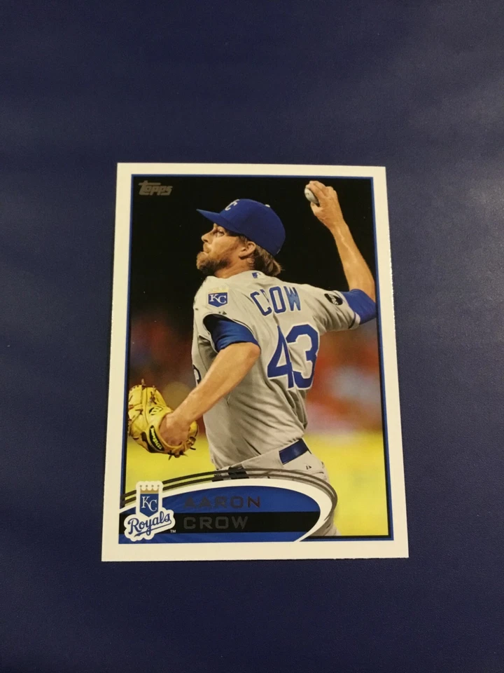 2012 Topps # 67 AARON CROW Kansas City Royals Great Card !  - Image 1 of 1