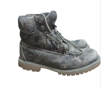 Timberland Green Camouflage Boots Women’s Sz 6 Unisex Lace Up Combat Boots  - Image 1 of 4