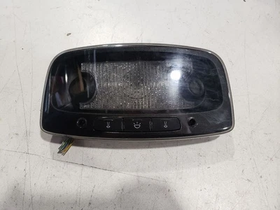 Luz domo interior delantera - Maserati Quattroporte 2006 sedán - 156034614 Foto 1 de 4