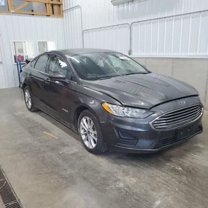 Wash Reservoir Fits 17-20 FUSION 1040568 - Picture 1 of 15