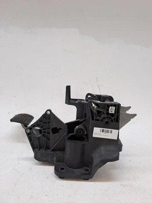 A4532900300 BRAKE PEDAL / 635912 FOR SMART FORTWO COUPE - Image 1 of 4