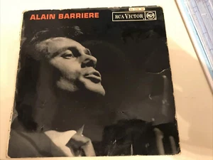 ANCIEN DISQUE VINYLE 45 TOUR Alain barrière - Foto 1 di 3