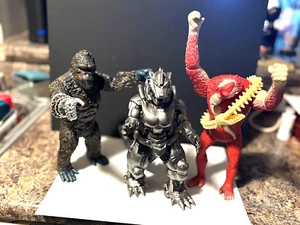 King Kong & Mecha-Godzilla & Skar King 12" inch Rival's and Menace's of Japan - Picture 1 of 9