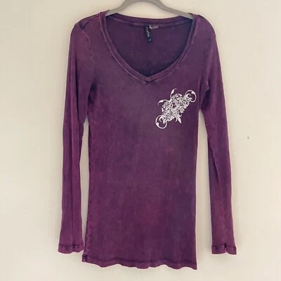 Top mediano Y2K Central Park para mujer caprichoso ajustado acanalado desgastado grunge Foto 1 de 4