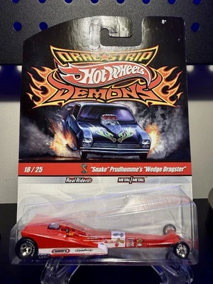 Hot Wheels 2010 Don The Snake "Prudomme's Wedge Dragster Drag Strip Demons Foto 1 de 2