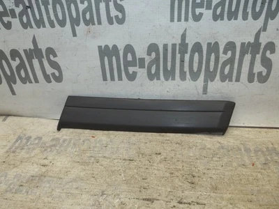 Guardabarros delantero derecho Mercedes-Benz Clase E W124 1986-1989 moldura inferior OEM Foto 1 de 4