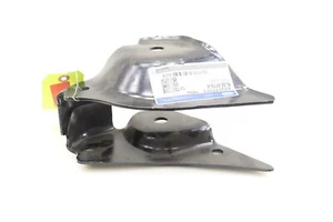 NEW OEM Ford Front Leaf Spring Hanger Bracket Rear Right 9L3Z-5775-B F-150 09-14 - Bild 1 von 5