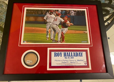 Phillies Roy Halladay Juego de Lanzamiento Perfecto con Juego Dirt Framed Steiner Auténtico Foto 1 de 4