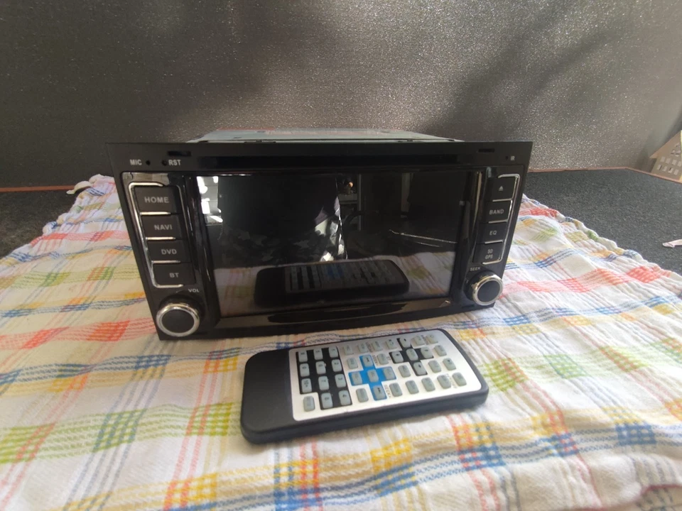 Touareg Radio 7l/ T5 - Bild 1 von 4