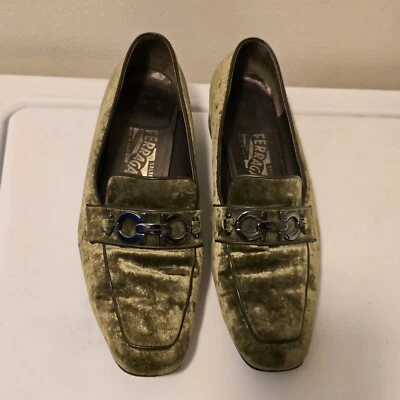 Salvatore Ferragamo Mocasines/Zapatos Mocasines Terciopelo Verde Italia Mujer 9.5 LEER Foto 1 de 4