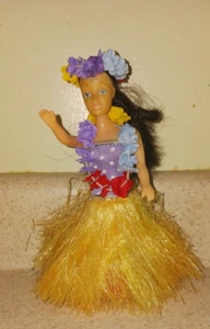 Vintage Nodder Bobbler Dashboard Hula Girl MCM Spring base Kitsch plastic - Picture 1 of 5